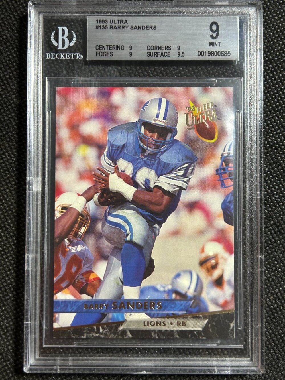 Barry Sanders 1993 Fleer Ultra #135 Detroit Lions HOF BGS 9 MINT